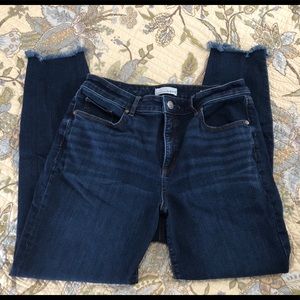 Loft chewed hem skinny jeans Curvy 10
